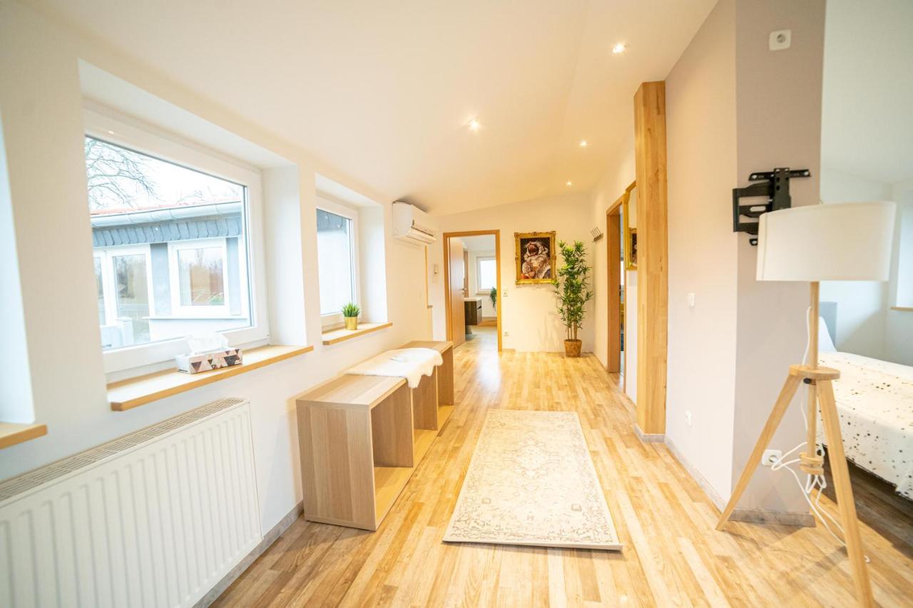 Fullhouse - Jena - Premium Apartments Vdn4 Esterno foto